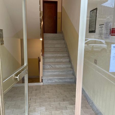 Appartamento Bike & Sea Under Castle Dreams At Finalborgo Finale Ligure Esterno foto