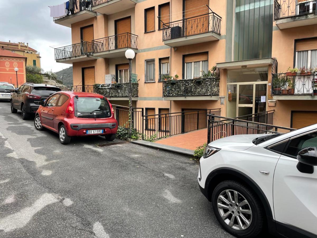 Appartamento Bike & Sea Under Castle Dreams At Finalborgo Finale Ligure Esterno foto